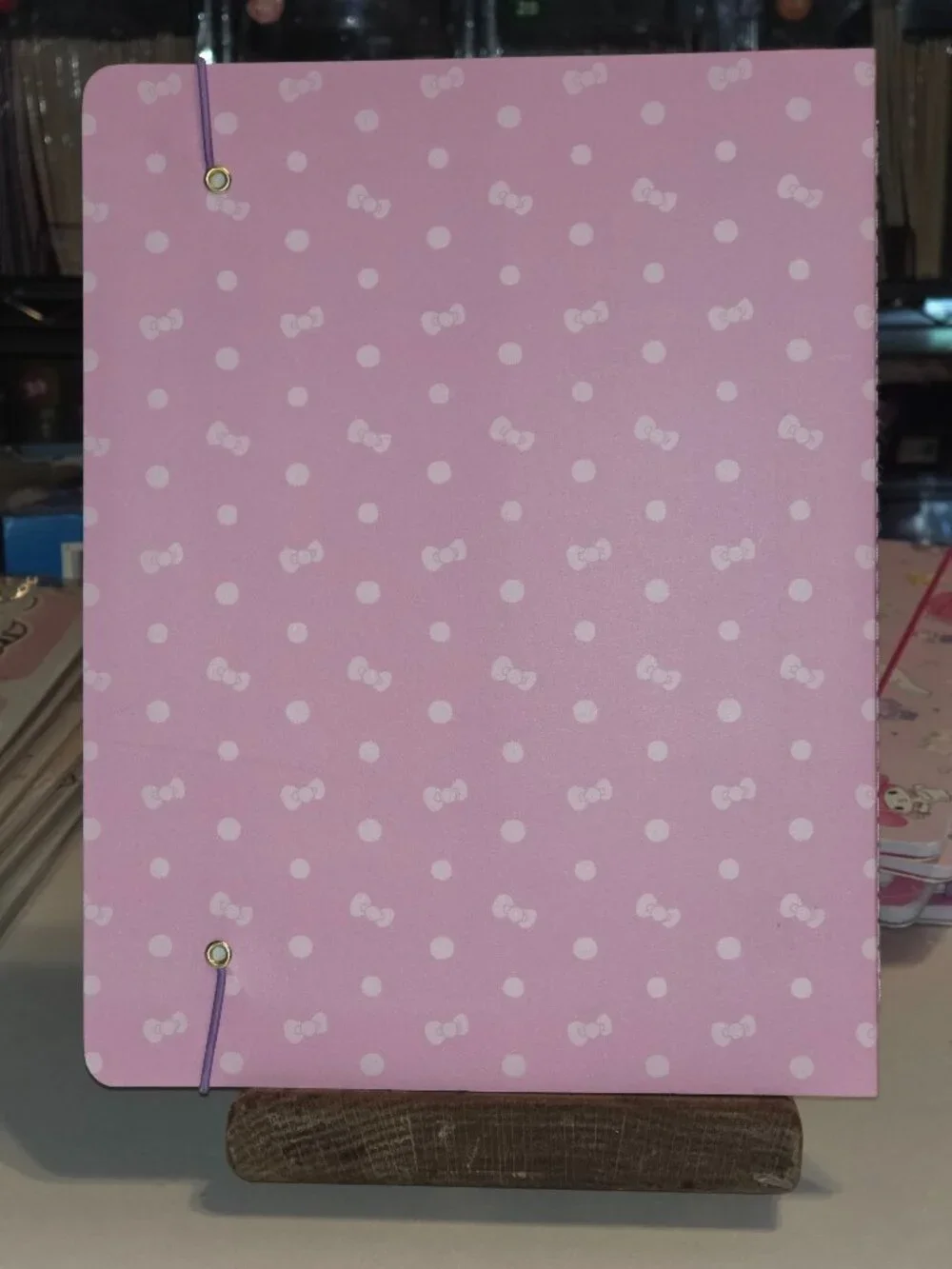 NB-2487 Sanrio Hello Kitty 2027 17-Month Planner Flex Cover 7.5x10